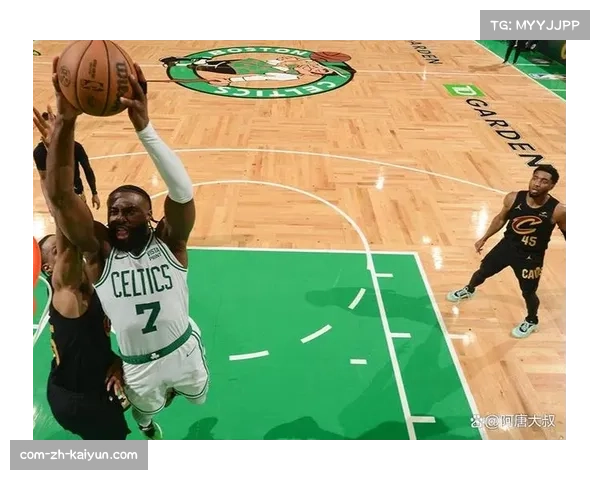 凯尔特人团队防守效率联盟前列 体系稳定性获认可 凯尔特人团队防守效率联盟前列 体系稳定性获认可